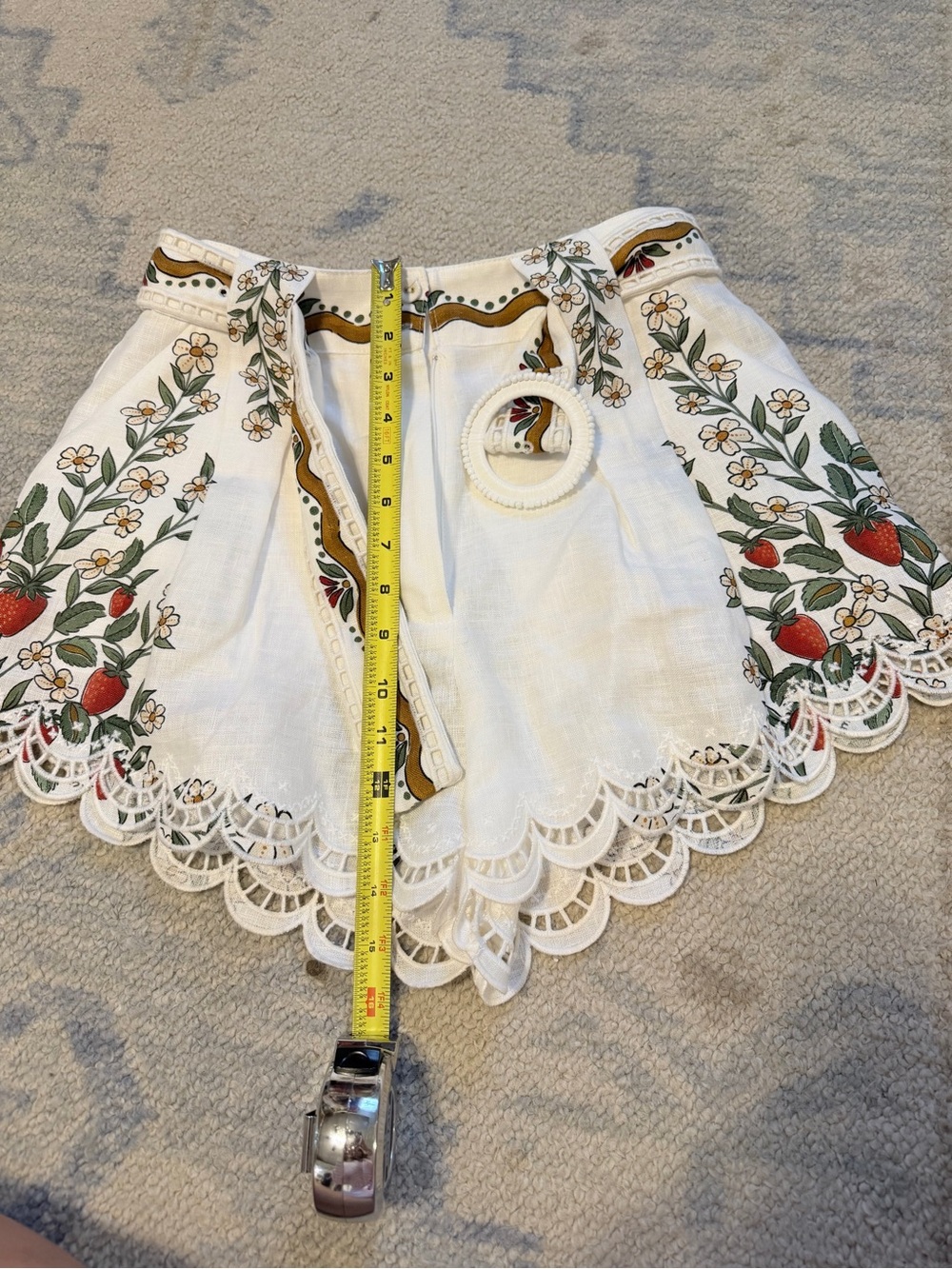 Farm Rio XS NWT White Floral Embroidered Scallop-Hem Women’s Shorts - Picture 6 of 8